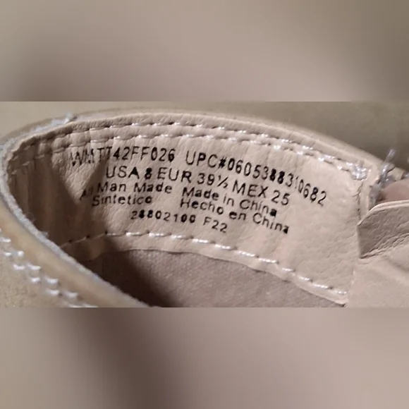 Time and Tru Women's Lug Chelsea Tan Brown Beige Memory Foam BOOT - Picture 5 of 6